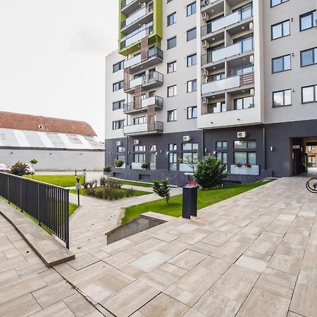 Elegant & Spacious - Central Apartment Oradea Zewnętrze zdjęcie