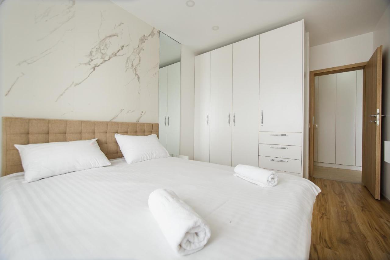 Elegant & Spacious - Central Apartment Oradea Zewnętrze zdjęcie