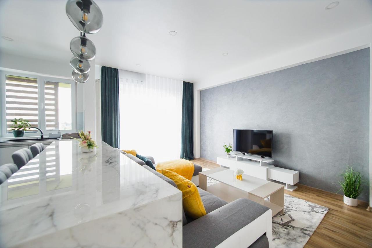 Elegant & Spacious - Central Apartment Oradea Zewnętrze zdjęcie